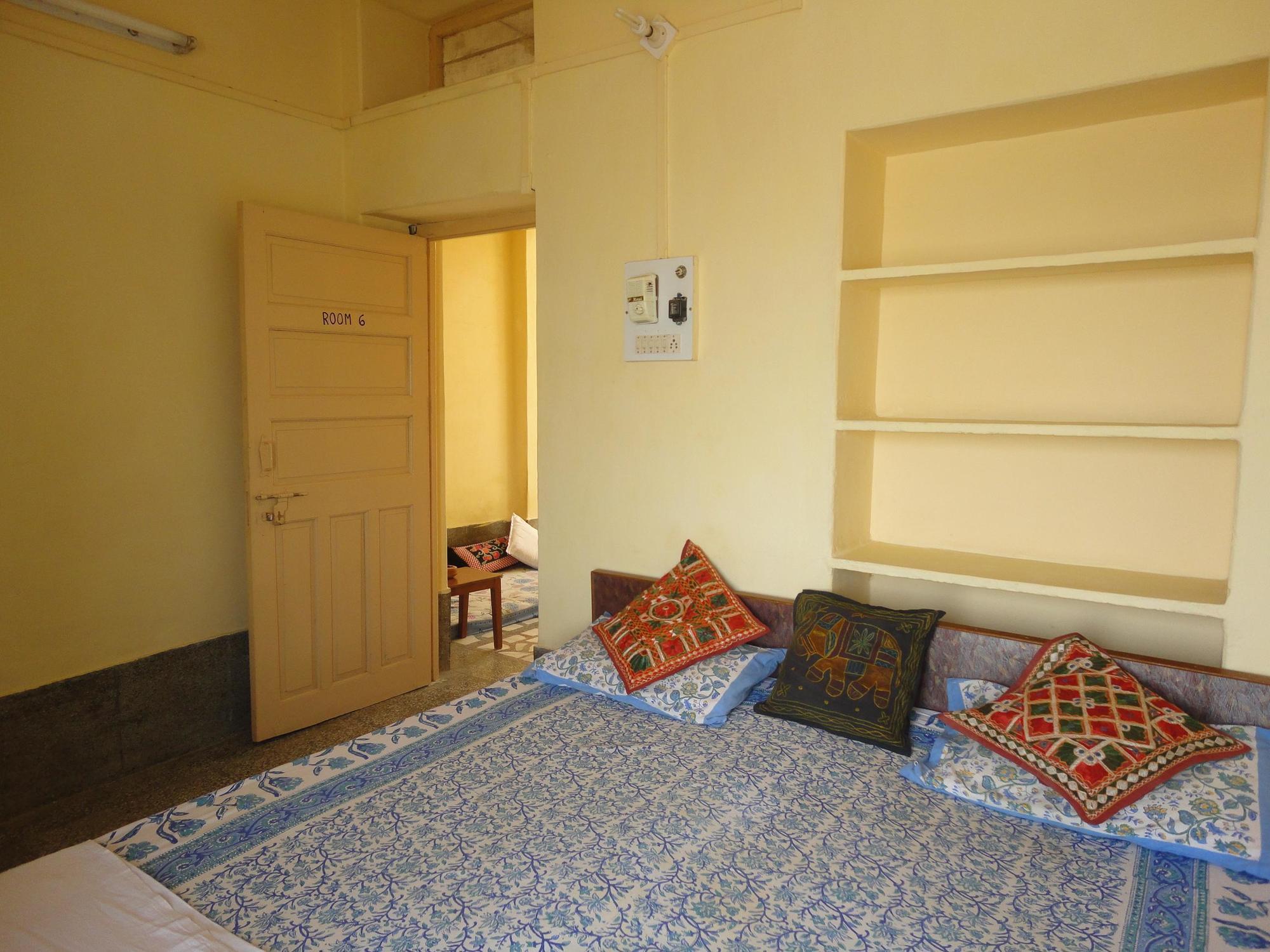 جيلسامر Hotel Temple View المظهر الخارجي الصورة